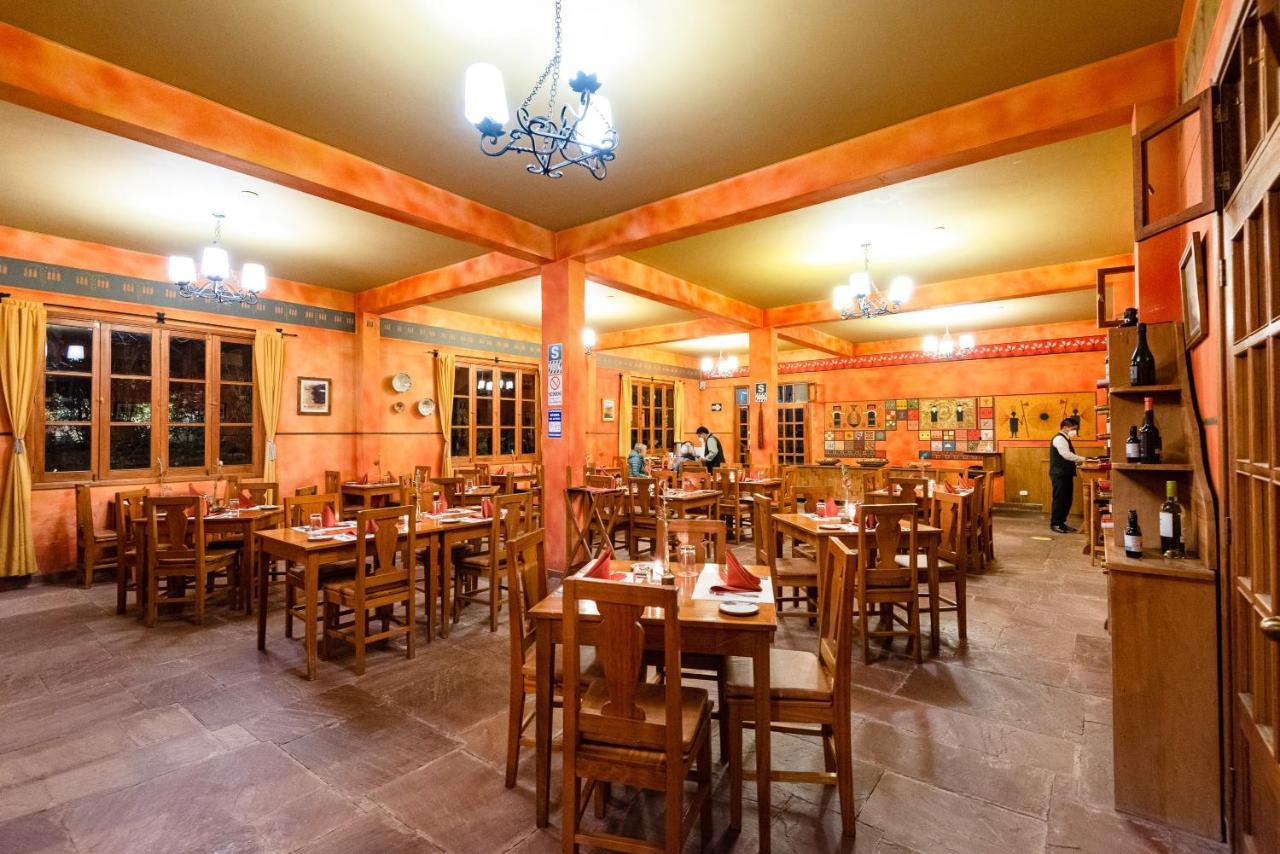 Hotel Pakaritampu Ollantaytambo Exteriér fotografie