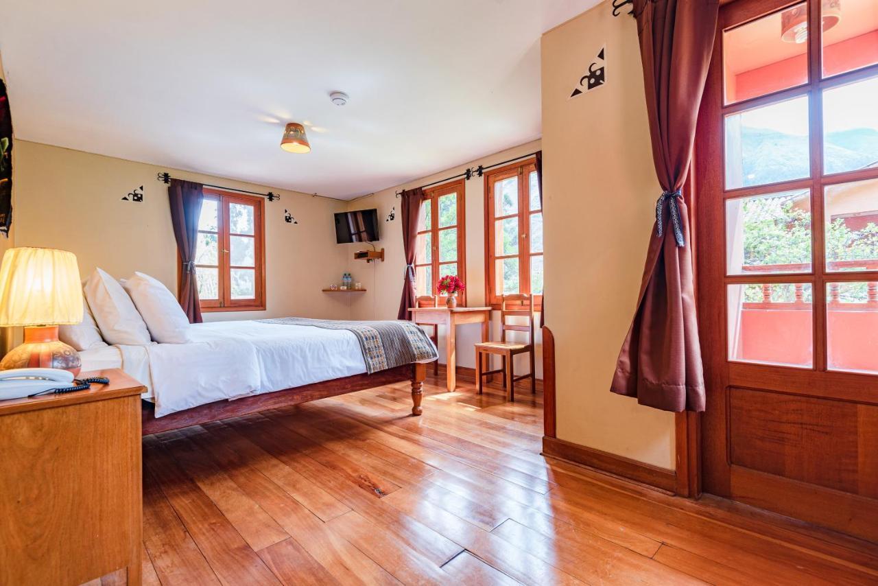 Hotel Pakaritampu Ollantaytambo Exteriér fotografie