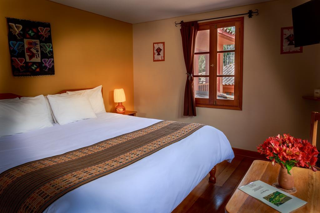Hotel Pakaritampu Ollantaytambo Exteriér fotografie