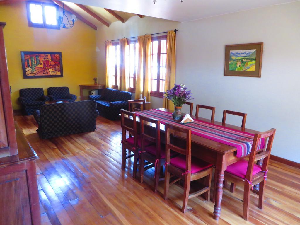 Hotel Pakaritampu Ollantaytambo Exteriér fotografie